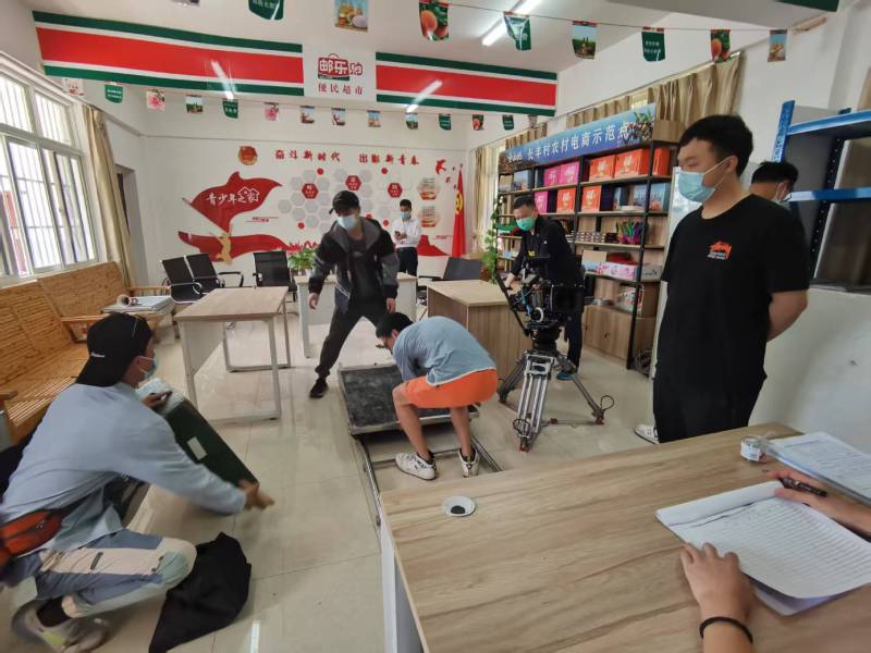追星女孩心理学分析报告：柳林县广告片拍摄公司揭秘饭圈应援式传播逻辑